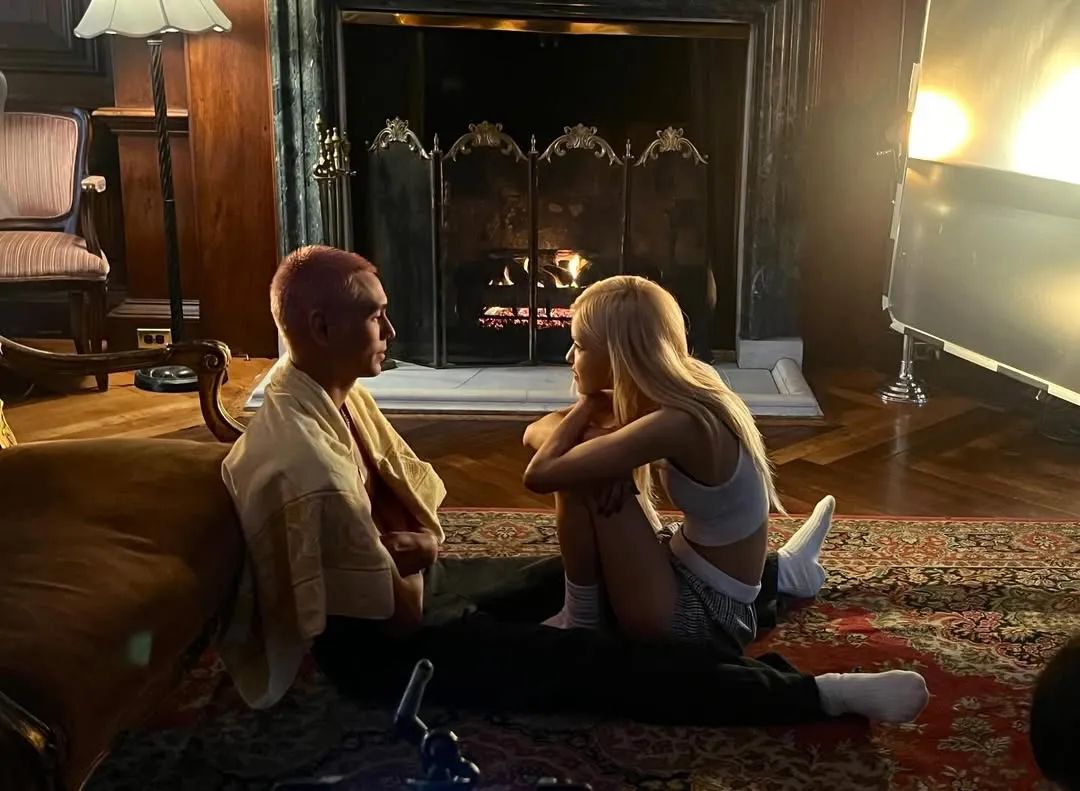 Rosé of BLACKPINK and Evan Mock: Are They Really in a Relationship?